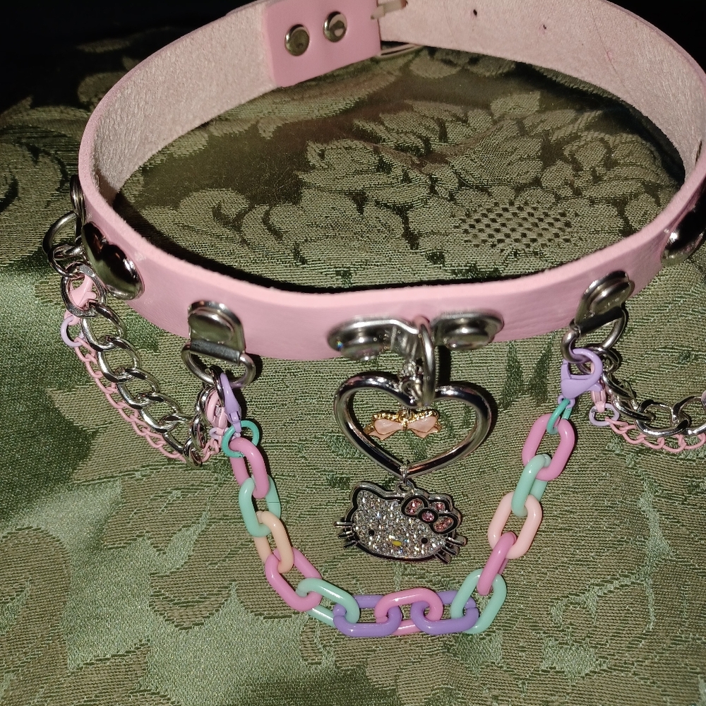Edgy Pink Hello Kitty Choker - Picture 2 of 14